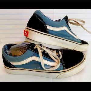 Vans • Blue & Black Off The Wall